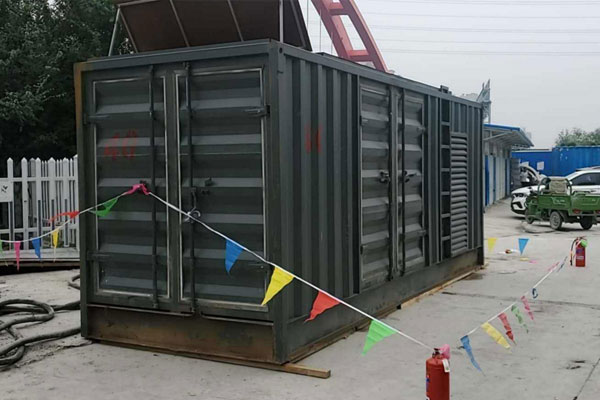 金安发电机租赁空气滤清器多久更换一次?